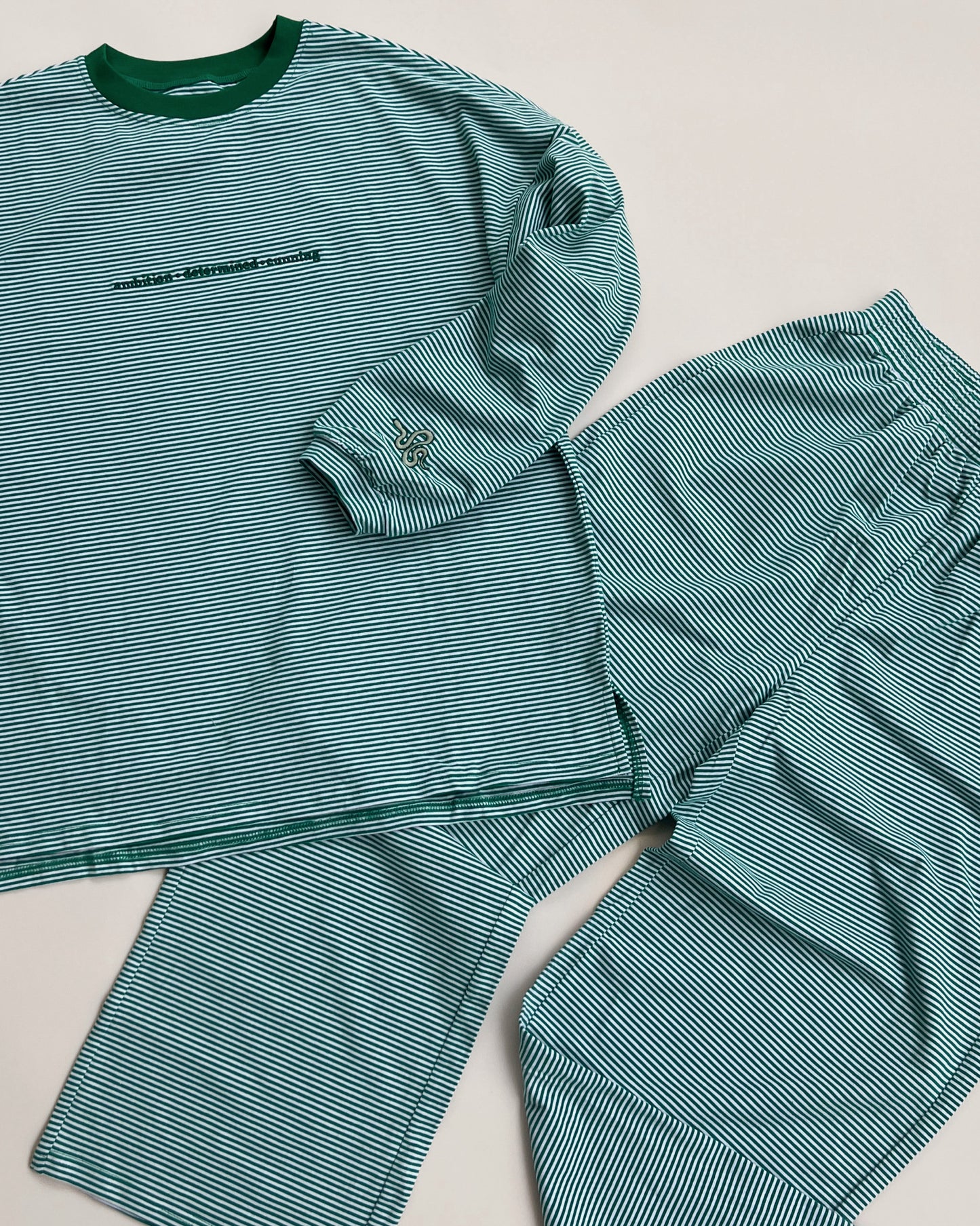 Raven Matching Lounge Set