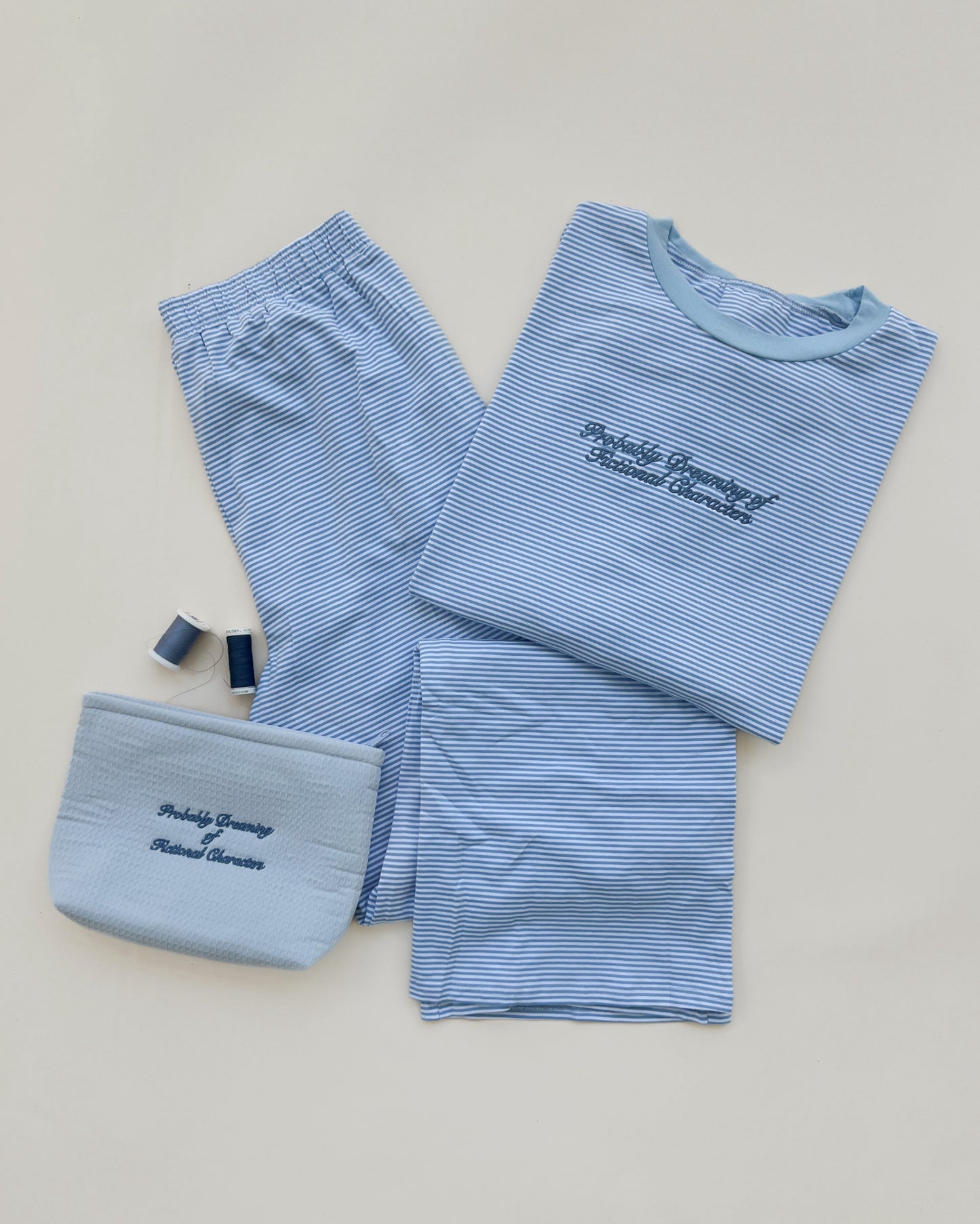 One more chapter Essentials Bag